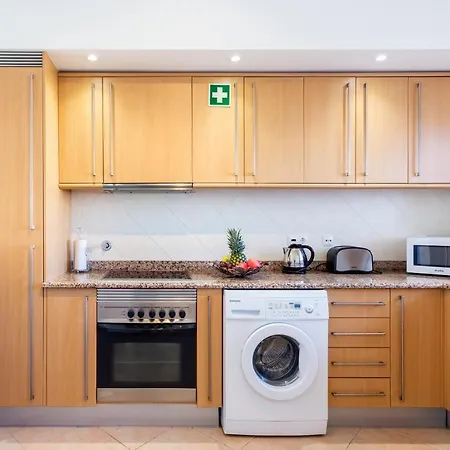 Lovely 2 Bedroom Including Pool, Stunning Ocean Views & Closeby * Luz